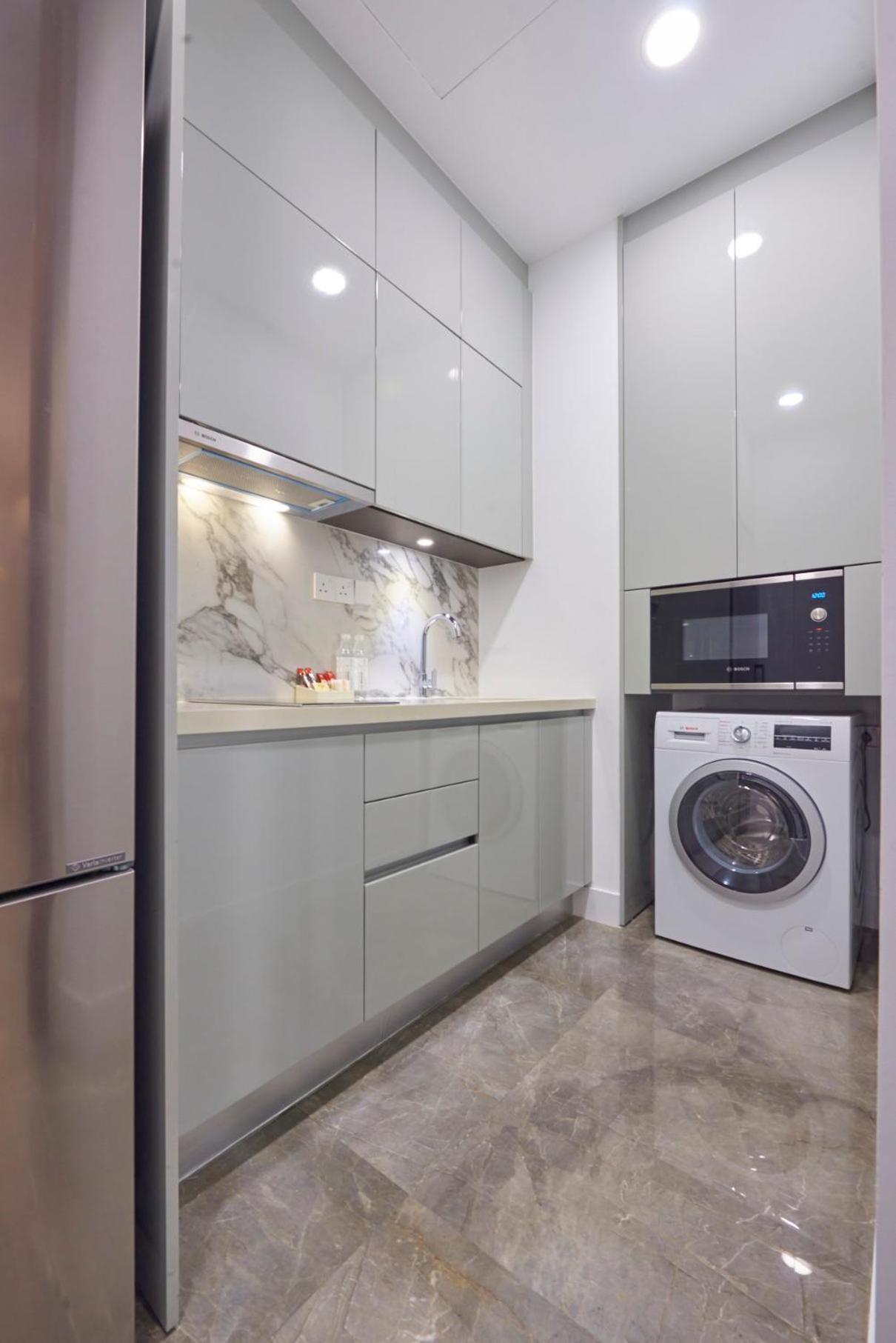 The Face Style Hotel Куала-Лумпур Экстерьер фото A modern laundry room