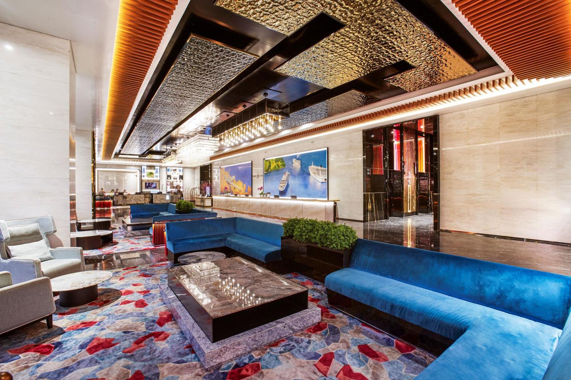 The Face Style Hotel Куала-Лумпур Экстерьер фото The lounge at the airport